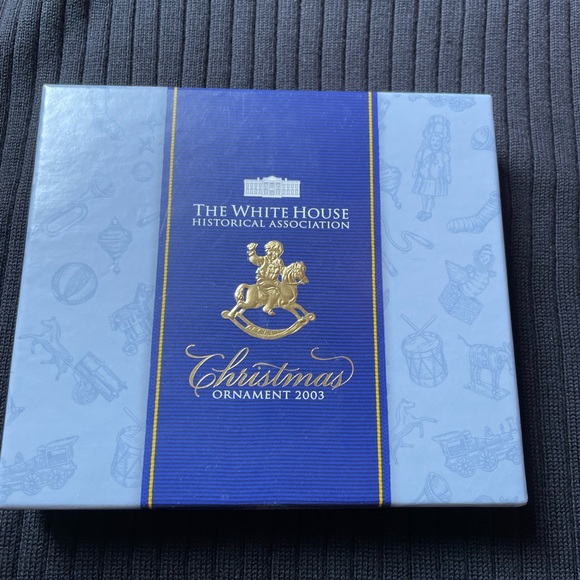 2003 White House Ornament - Picture 1 of 4